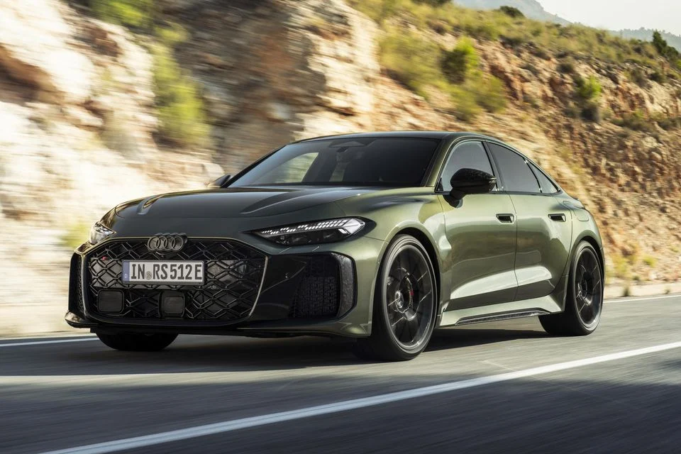 آئودی RS5 جدید 2026 با موتور V6 هیبریدی