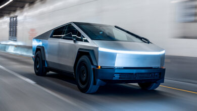 کاهش قیمت تسلا سایبرتراک مدل 2026 نمای جلو