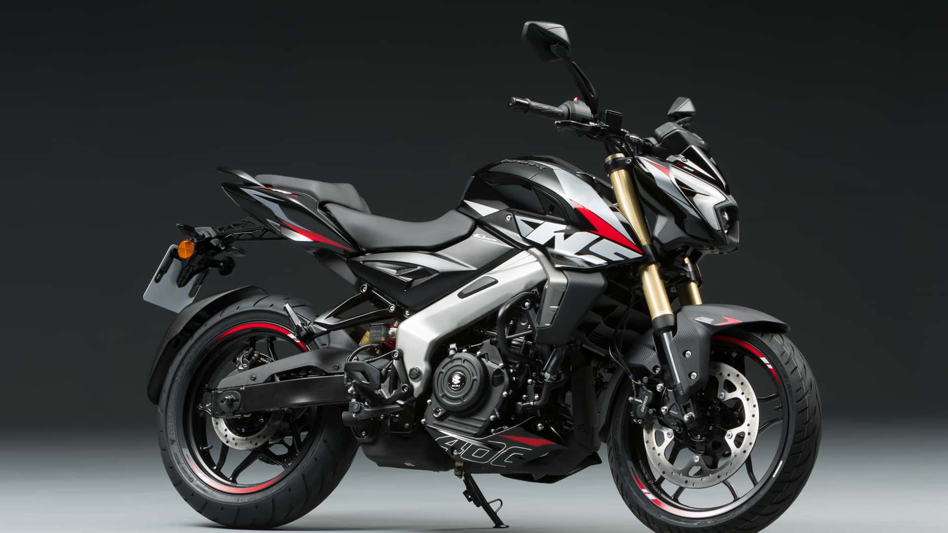 موتورسیکلت باجاج دومینار NS400Z