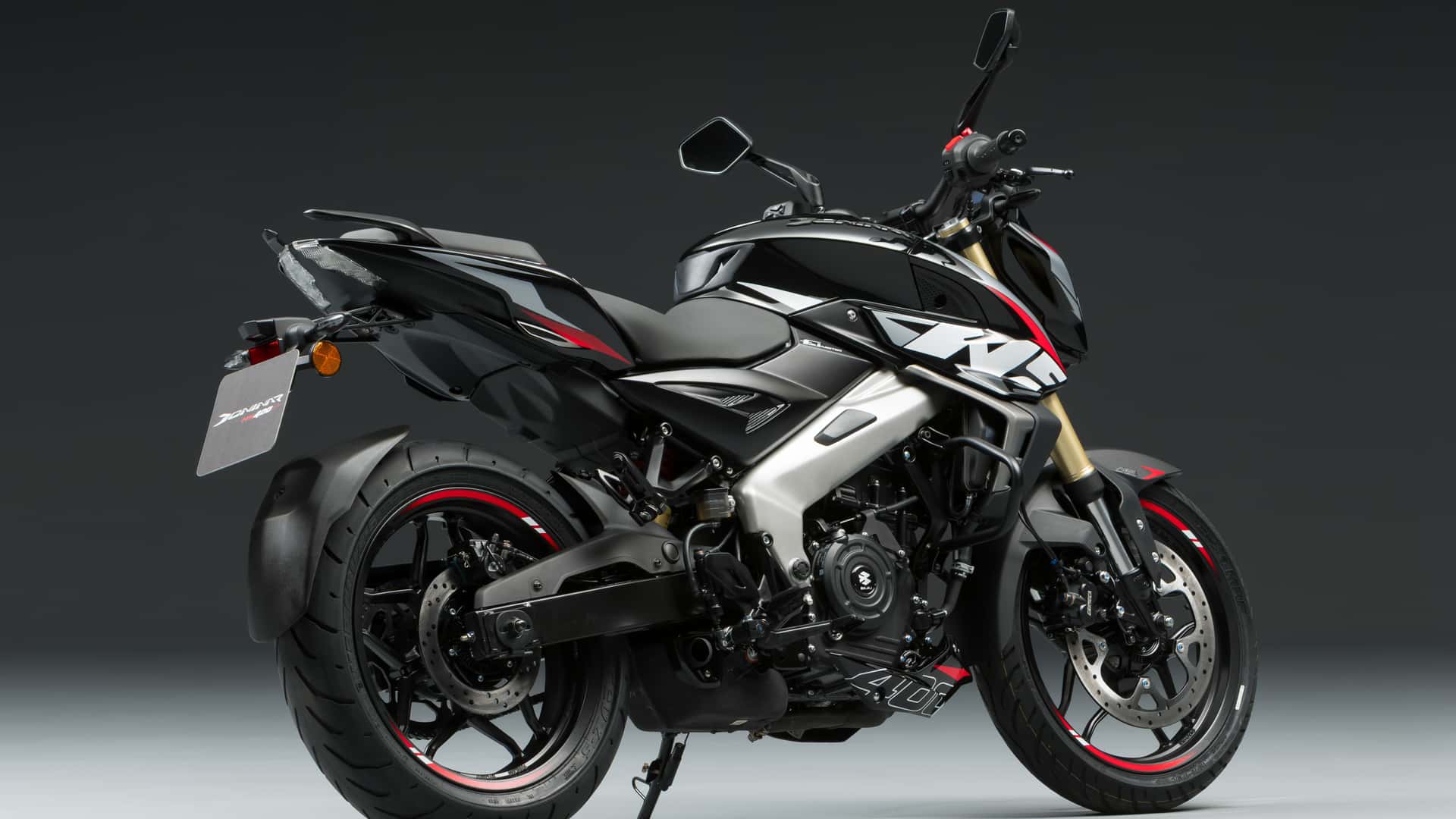 موتورسیکلت باجاج دومینار NS400Z