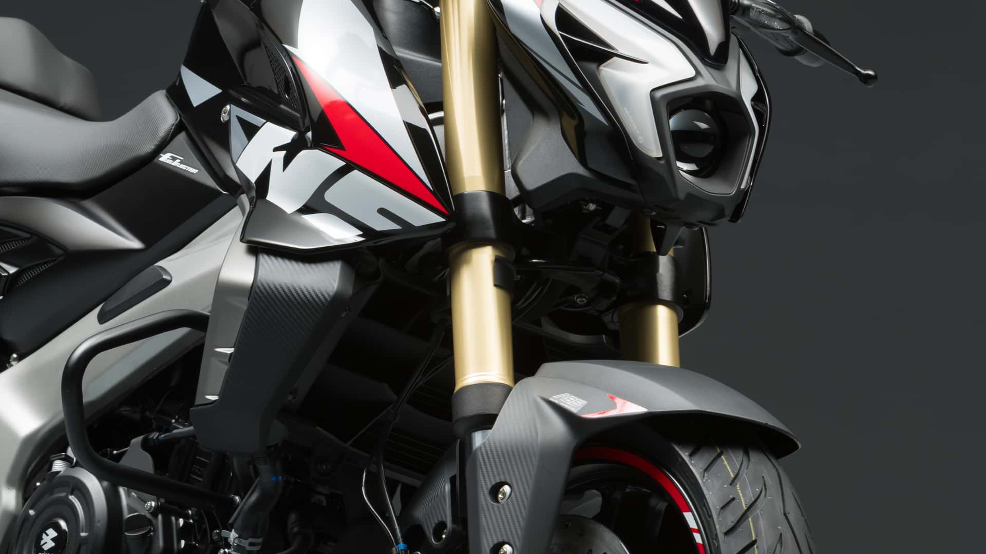 موتورسیکلت باجاج دومینار NS400Z