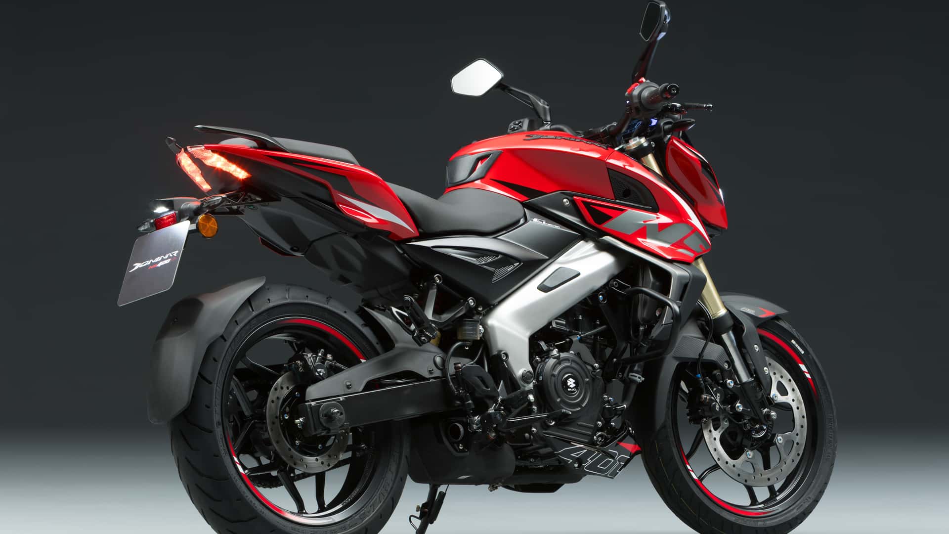 موتورسیکلت باجاج دومینار NS400Z