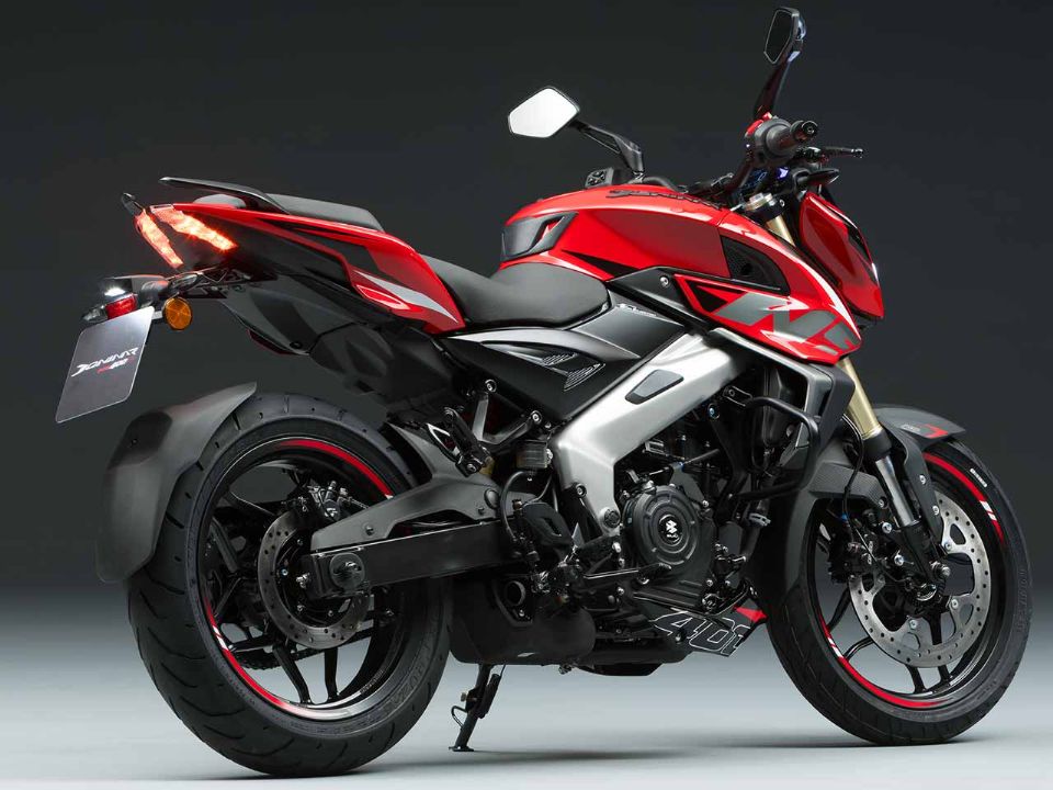 موتورسیکلت باجاج دومینار NS400Z