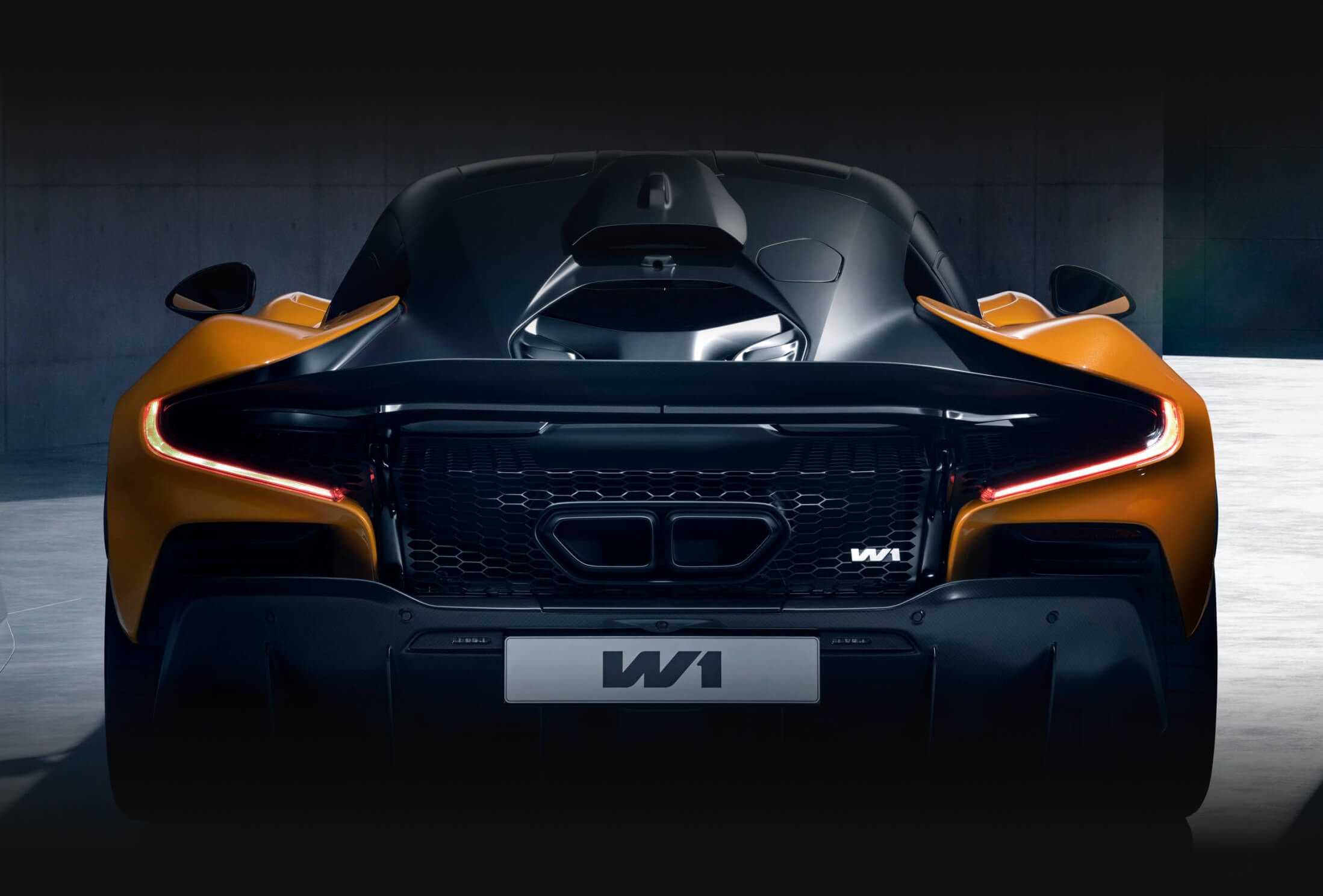 مک لارن W1