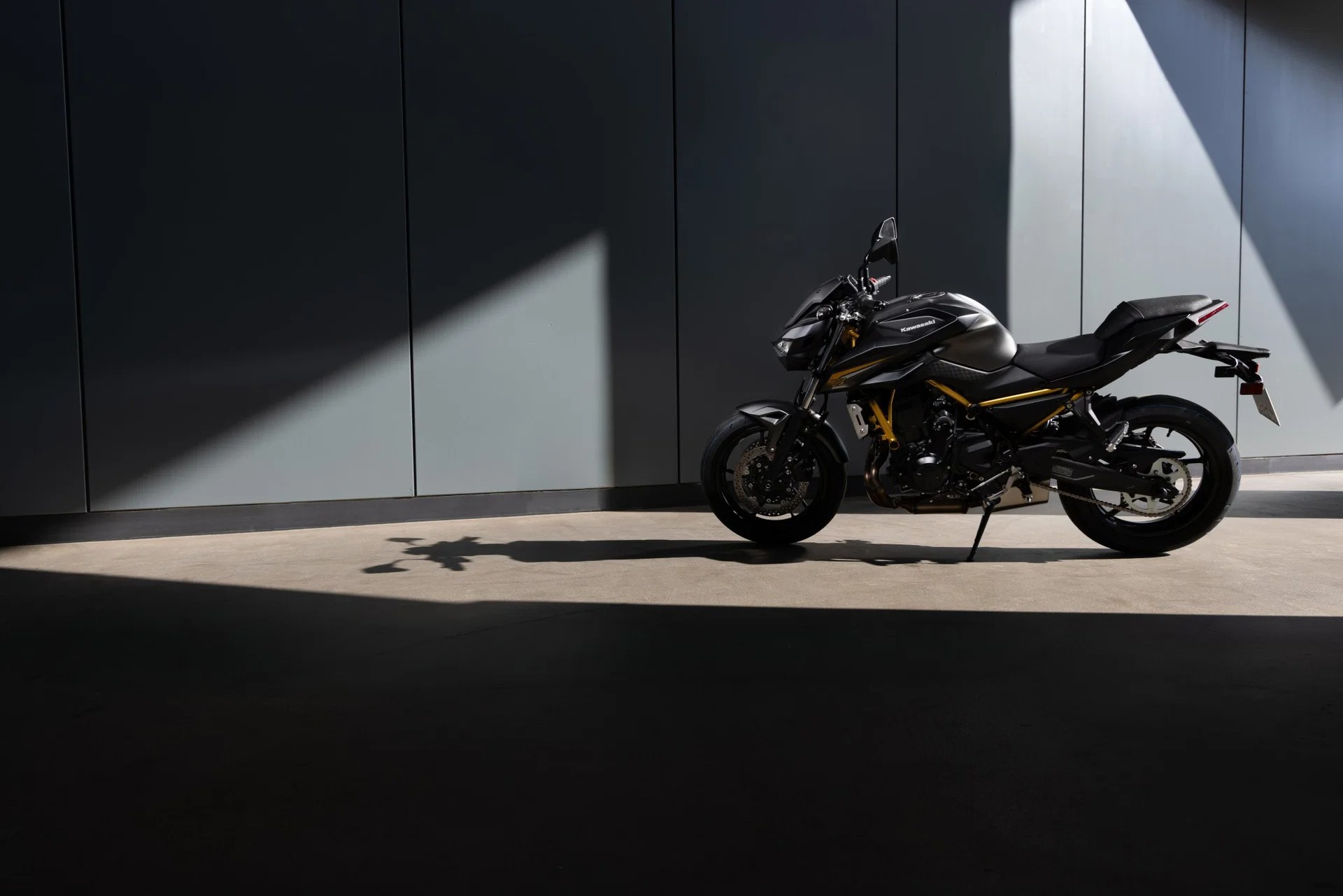 موتورسیکلت کاوازاکی Z650 S مدل 2026