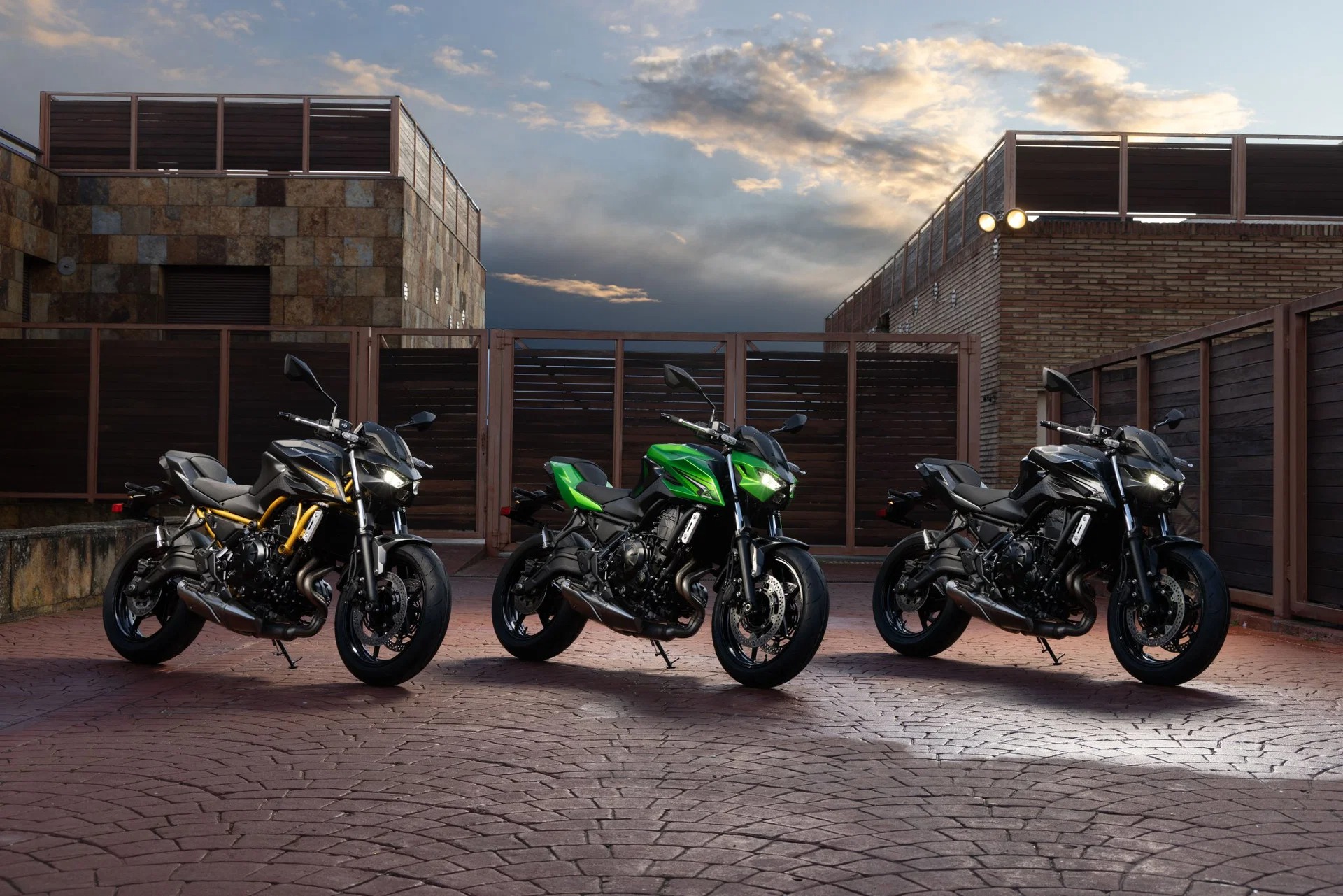 موتورسیکلت کاوازاکی Z650 S مدل 2026