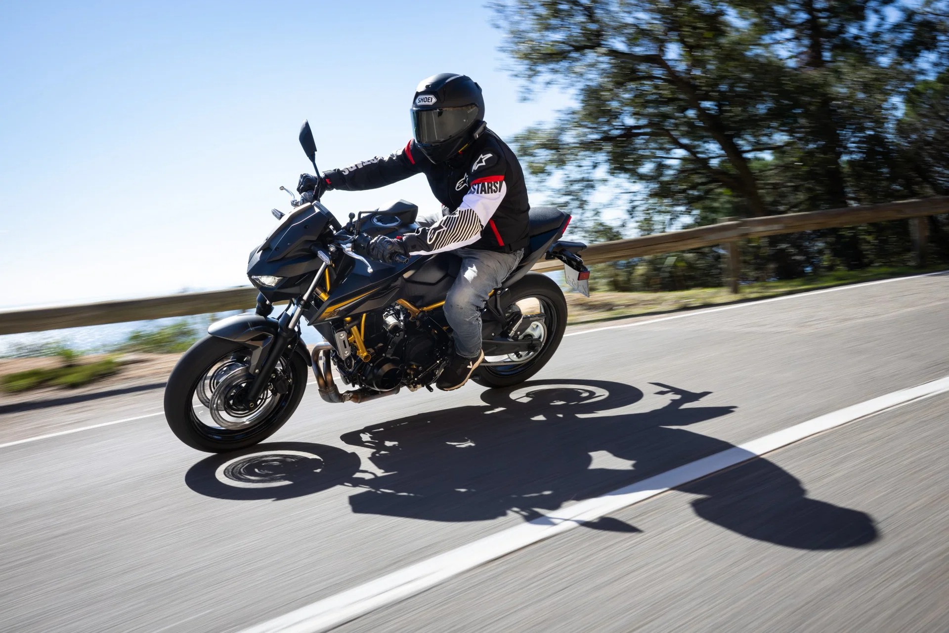 موتورسیکلت کاوازاکی Z650 S مدل 2026