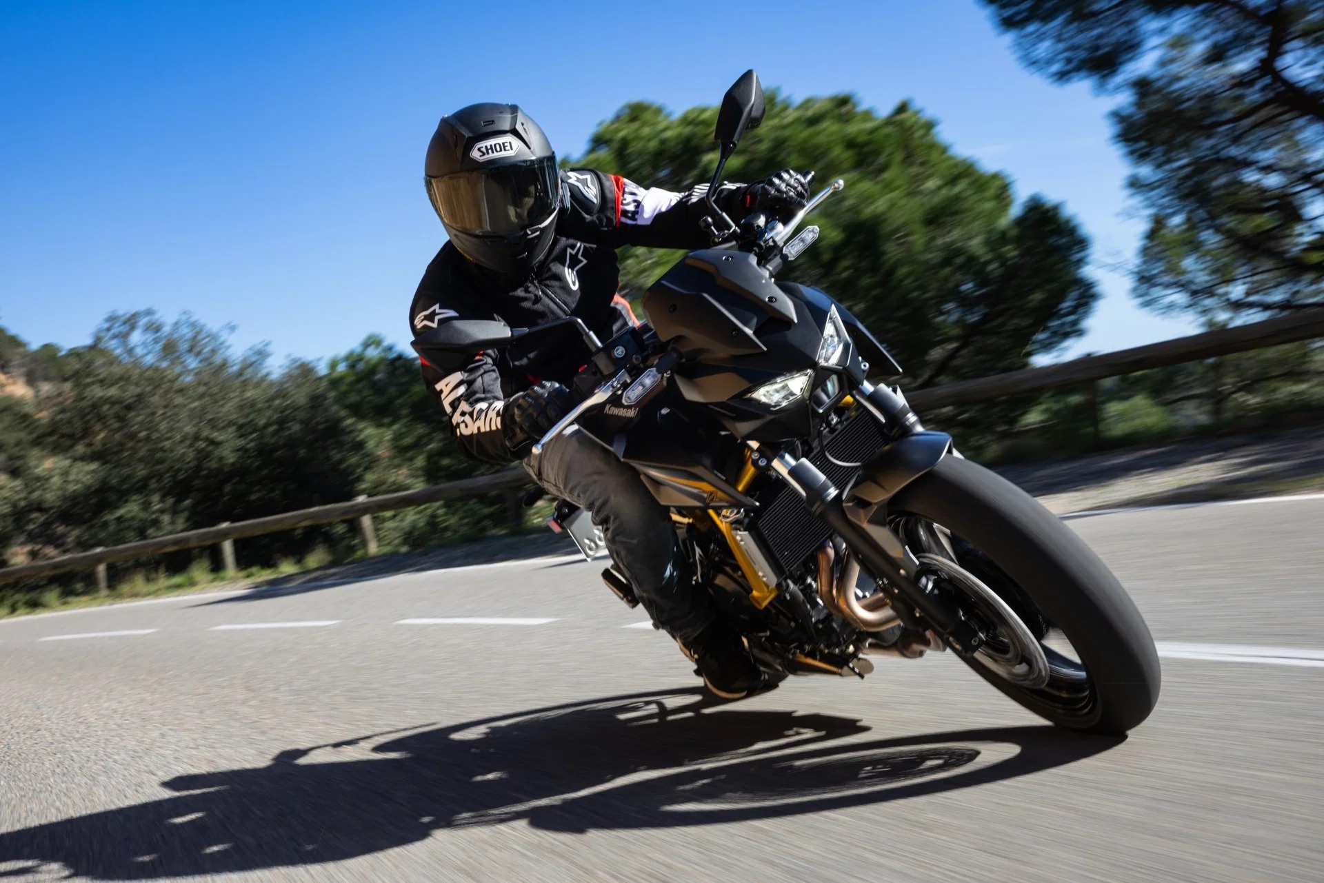 موتورسیکلت کاوازاکی Z650 S مدل 2026