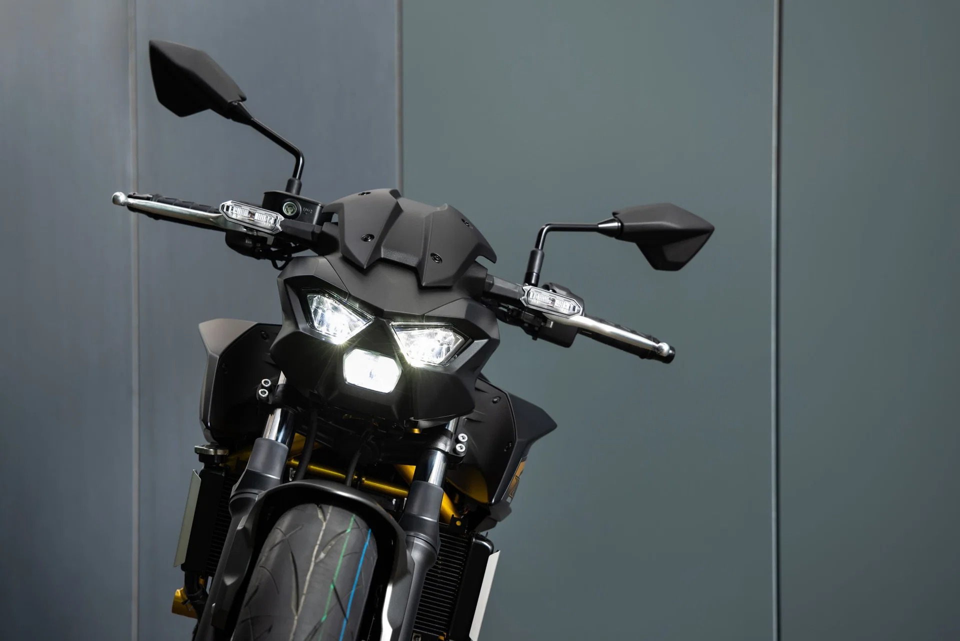 موتورسیکلت کاوازاکی Z650 S مدل 2026