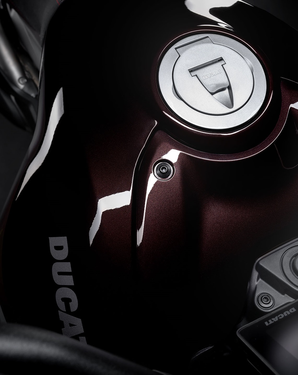 دوکاتی XDiavel V4 مدل 2026