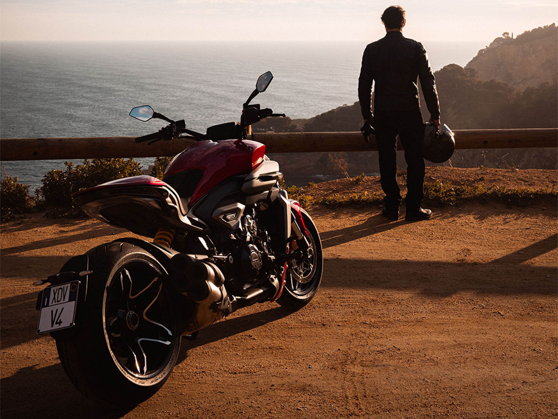 دوکاتی XDiavel V4 مدل 2026