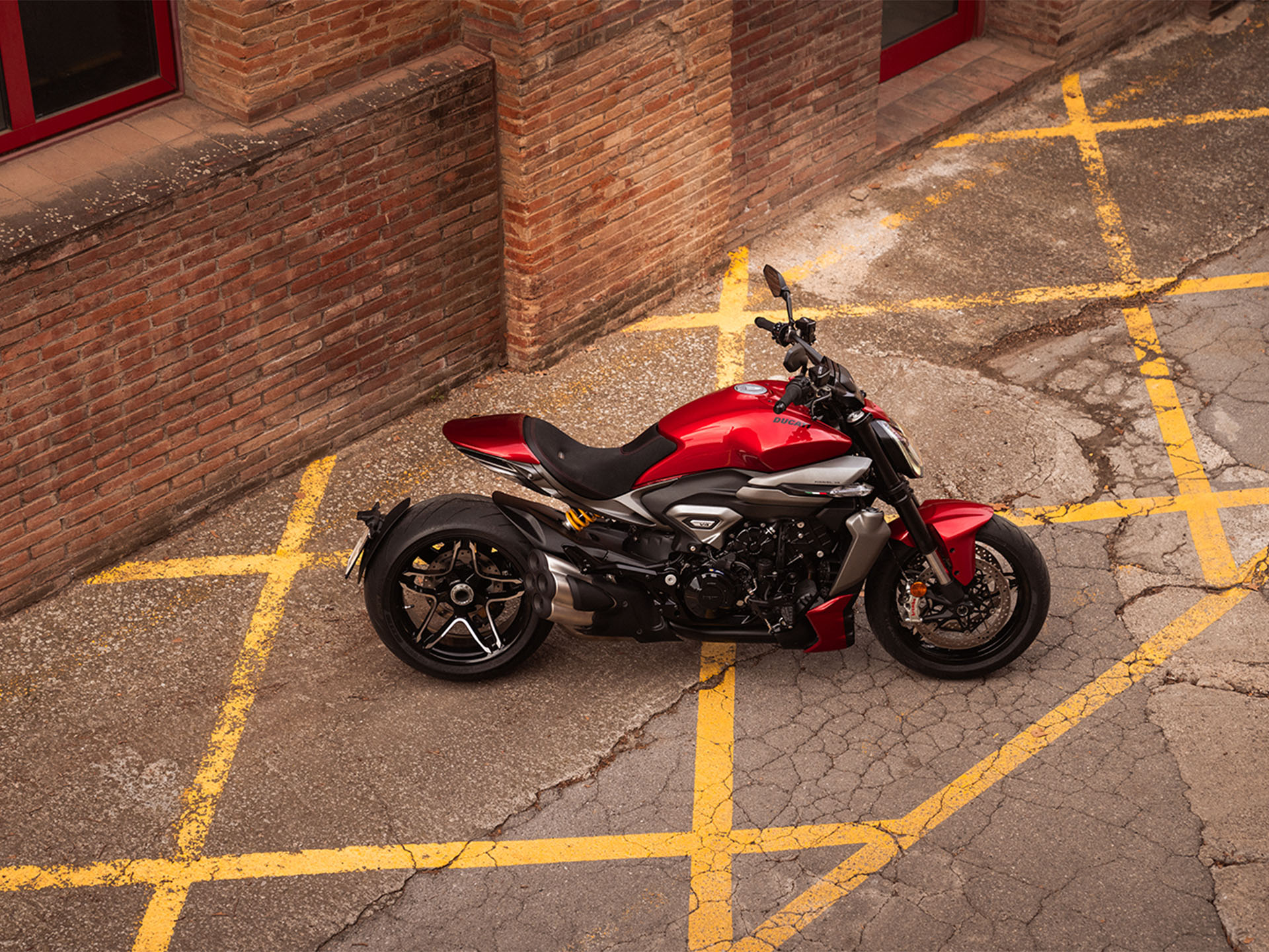 دوکاتی XDiavel V4 مدل 2026