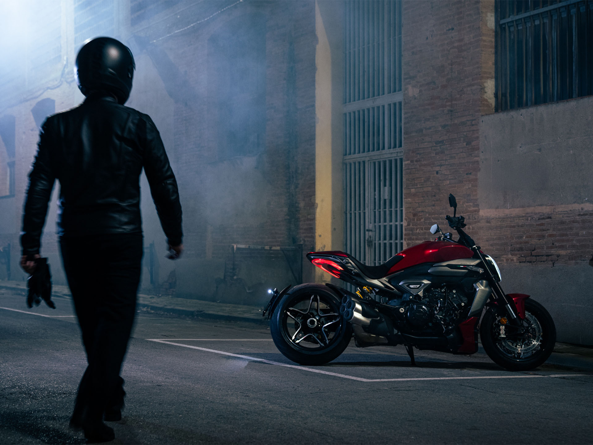 دوکاتی XDiavel V4 مدل 2026