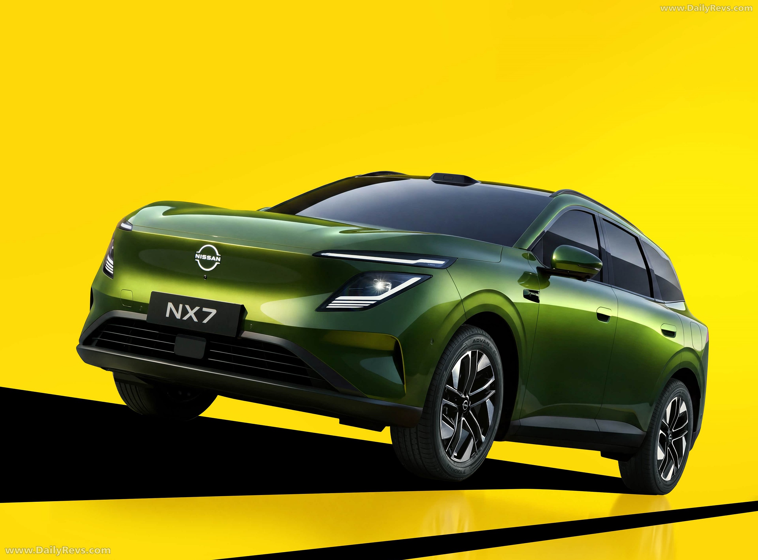 نیسان NX7