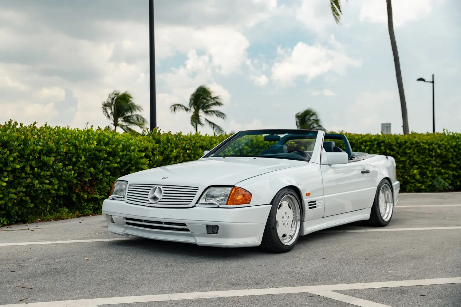 مرسدس بنز SL 60 AMG مدل 1991