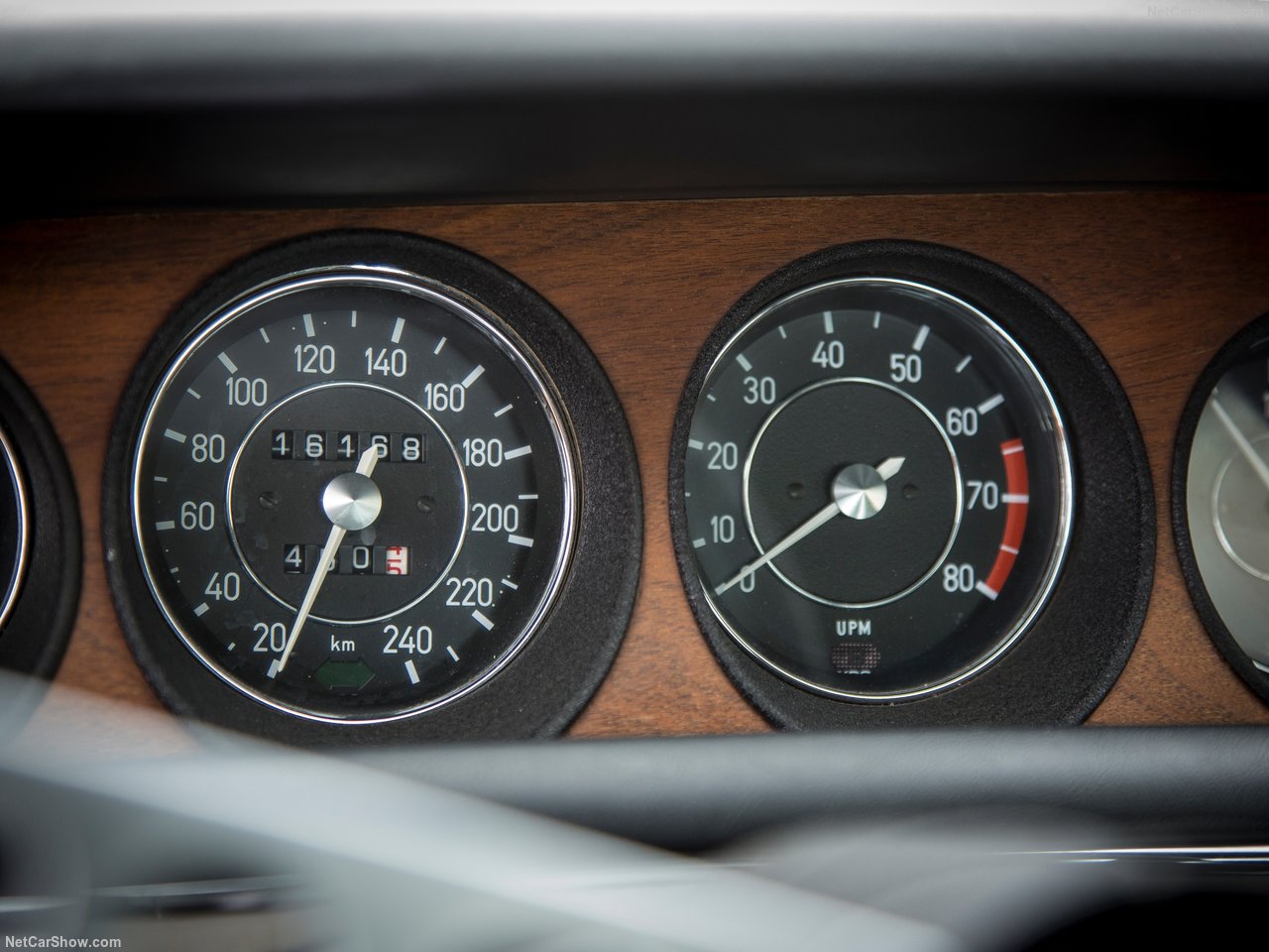 بامو 3.0 CSL