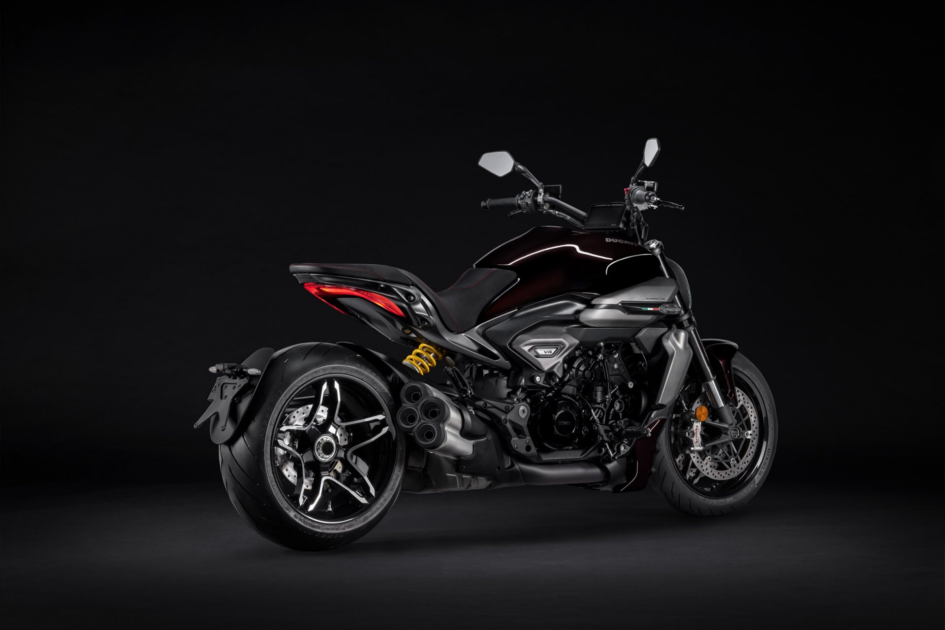 دوکاتی XDiavel V4 مدل 2026