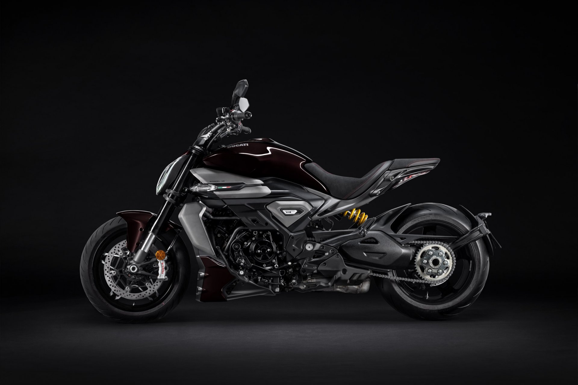 دوکاتی XDiavel V4 مدل 2026