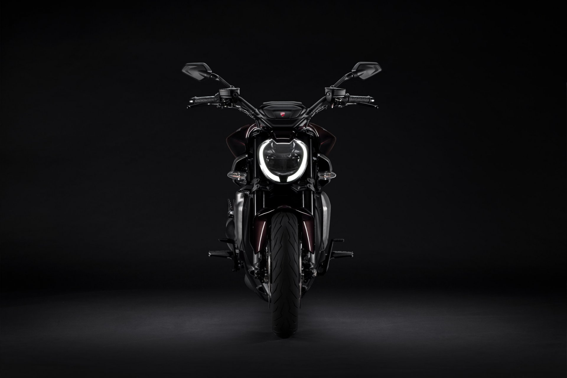 دوکاتی XDiavel V4 مدل 2026