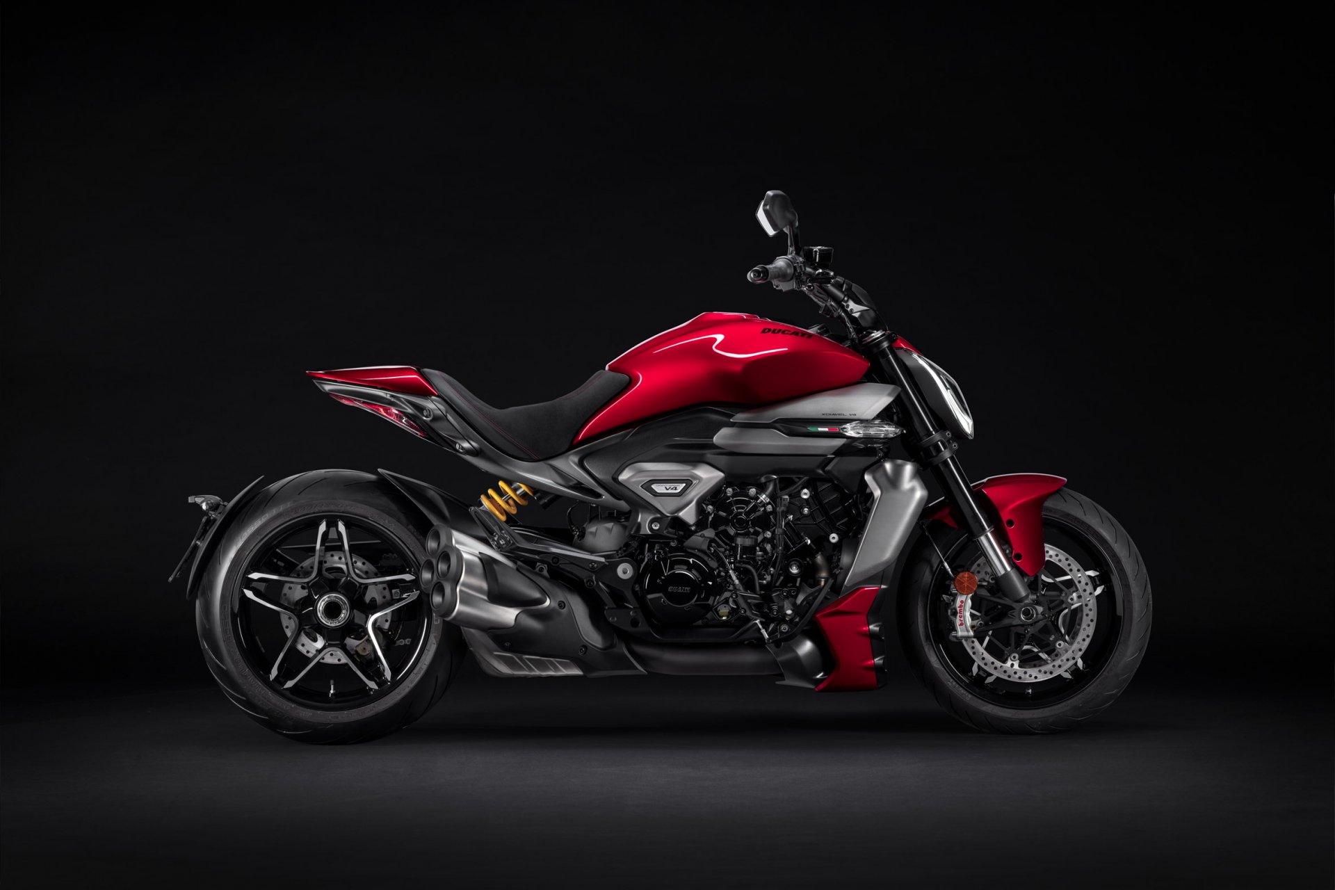 دوکاتی XDiavel V4 مدل 2026