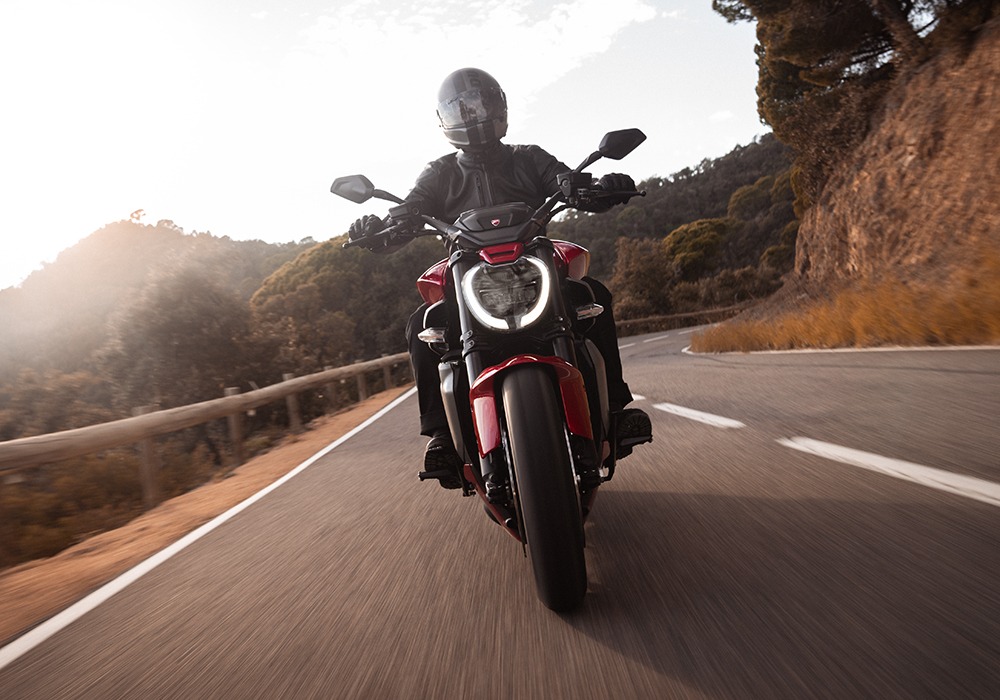 دوکاتی XDiavel V4 مدل 2026