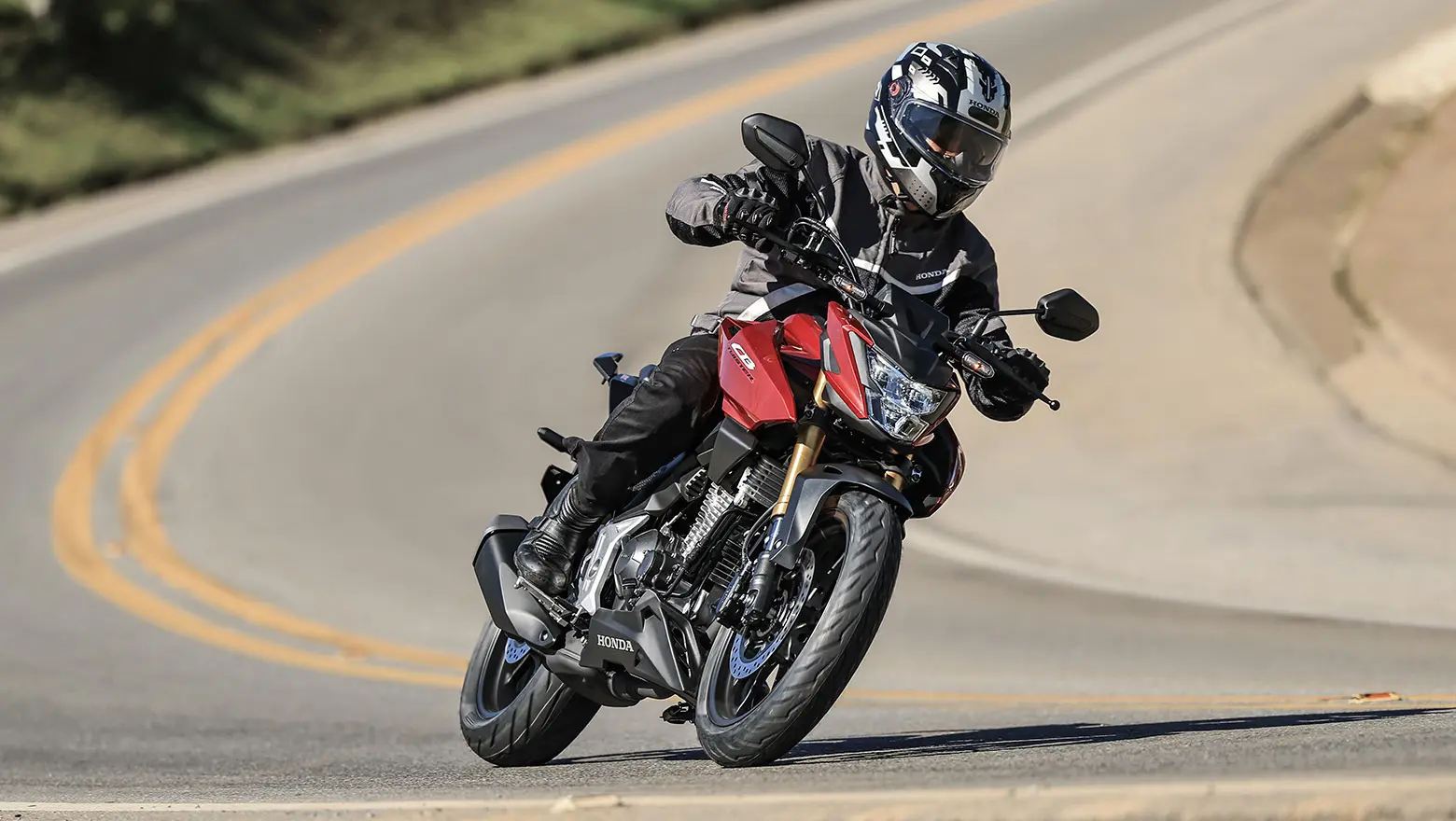 هوندا CB300F توئیستر