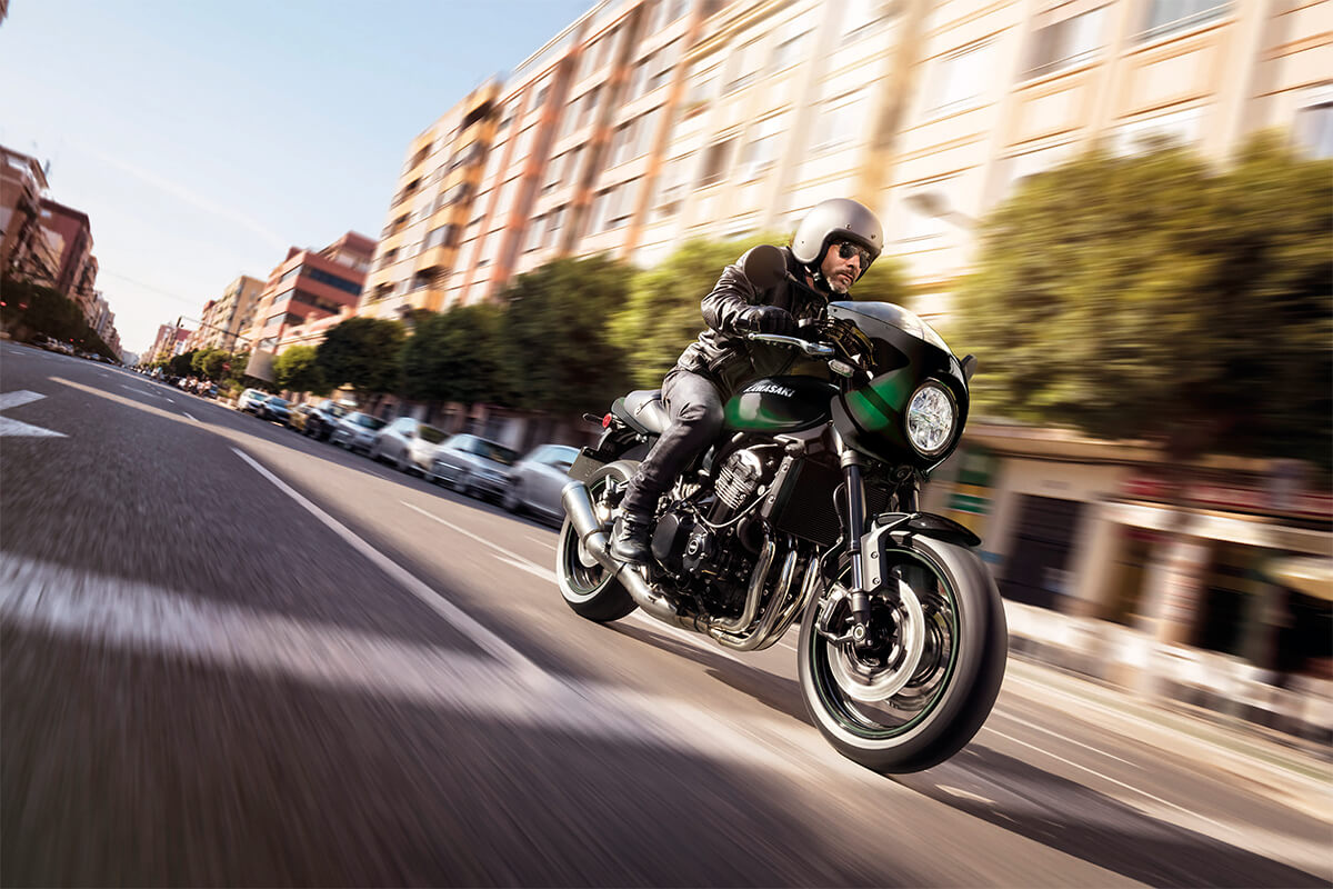 کاوازاکی Z900RS کافه