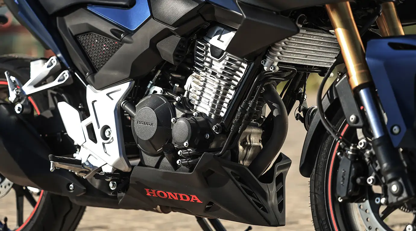 هوندا CB300F توئیستر