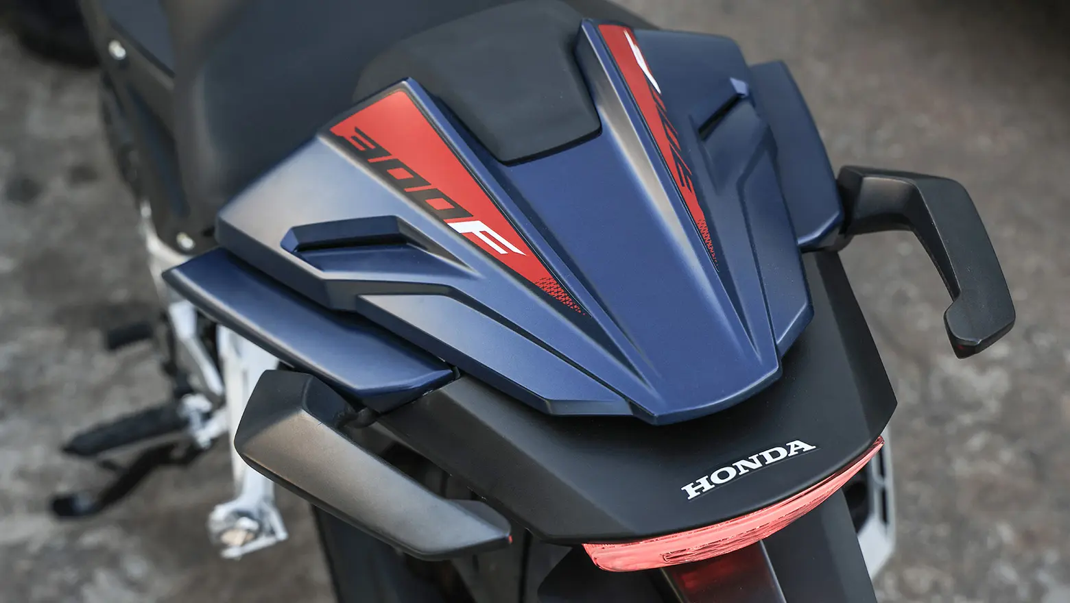 هوندا CB300F توئیستر