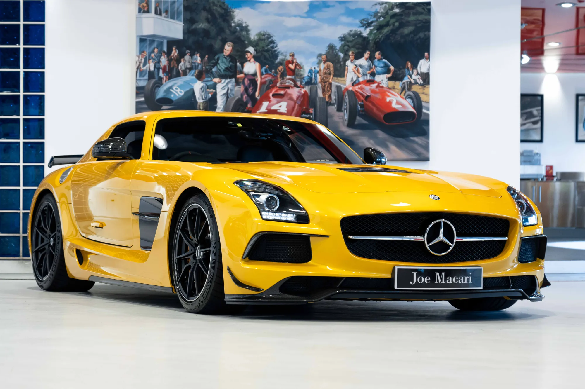 مرسدس بنز SLS AMG بلک سریز با رنگ خاص سولاربیم