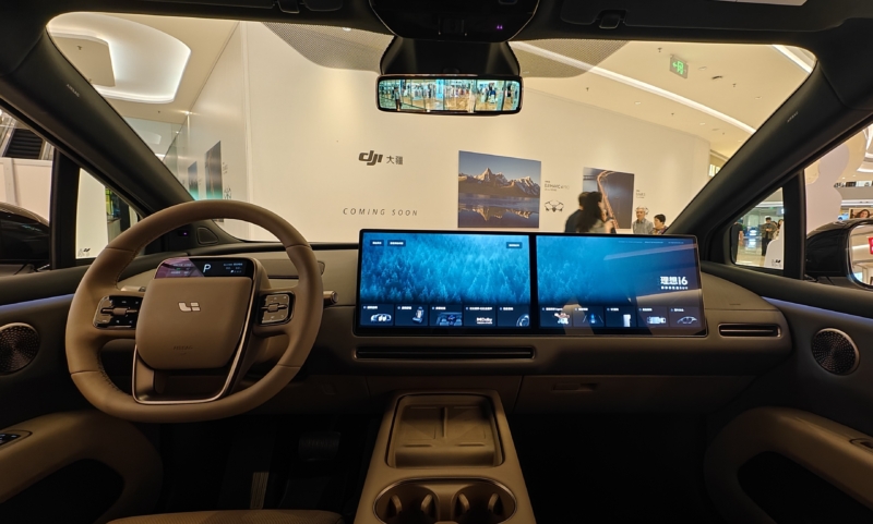 شاسیبلند برقی لی اتو i6